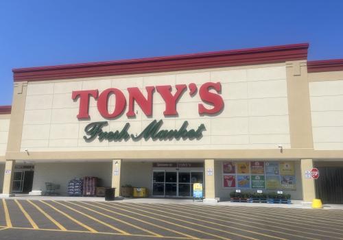 Tony's Waukegan facade