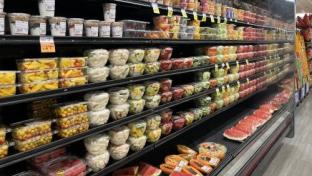 Tony's Fresh Market fruit