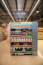 Rouses Market Debuts Collegiate-Themed Grocery
