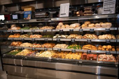 Rouses Market Debuts Collegiate-Themed Grocery