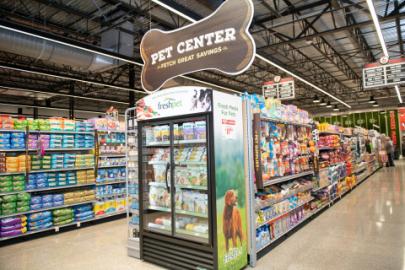 Rouses Market Debuts Collegiate-Themed Grocery
