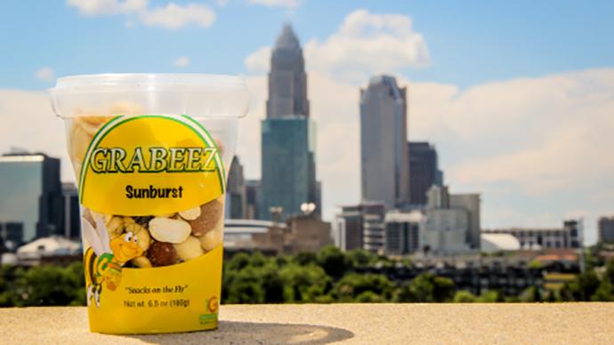 Grabeez® Resealable Snack Cups