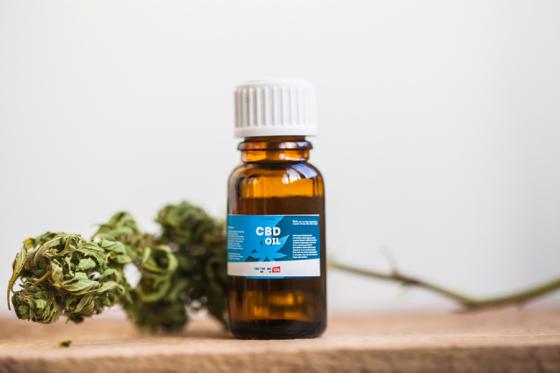 Advantages and Pitfalls of Grocers Carrying CBD