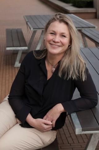Ahold Ups Albert Heijn Grocery Ecommerce Manager to Peapod President