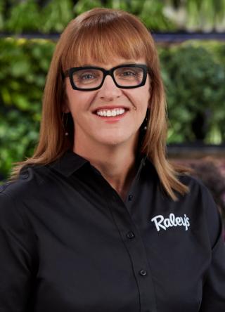 Raley's Promotes Deirdre Zimmerman to Chief Customer Experience Officer