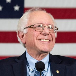 Bernie Sanders to Attend Walmart’s Annual Meeting
