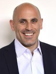 Walmart’s U.S. E-Commerce Leader to Leave Retailer