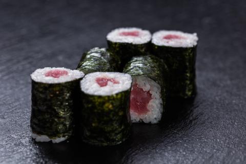 Albertsons Goes Fishing For Sustainable Sushi