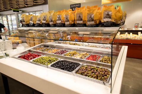 The Future of Cross-Merchandising Refrigerated and Frozen Foods