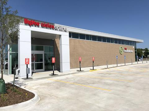 Hy-Vee Opens Minnesota HealthMarket Rx, Pharmacy Locations