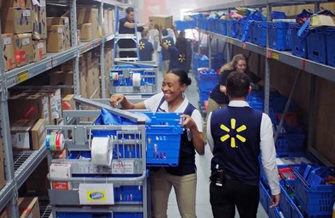Walmart Q2 Marked by Continued U.S. Ecommerce, Comps Growth