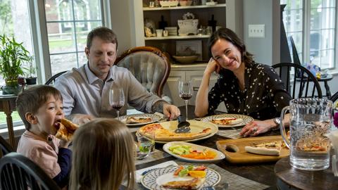 Grocers Launch National Family Meals Month Programs