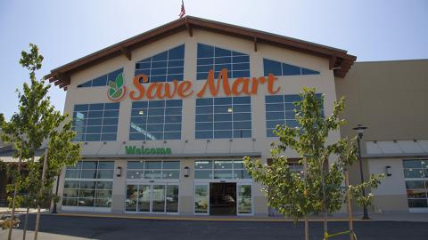 Save Mart Opens Flagship Store in Hometown