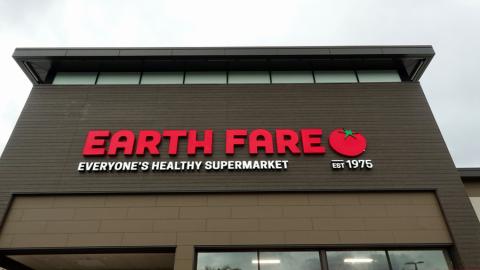 Earth Fare Rolls Out Same-Day Pickup Via Instacart