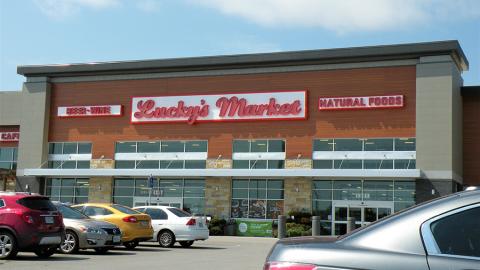 Lucky’s Closing 32 Stores, Laying Off Associates