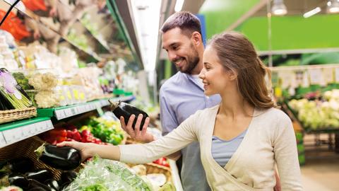 How Grocers Can Win With Customer Loyalty Programs