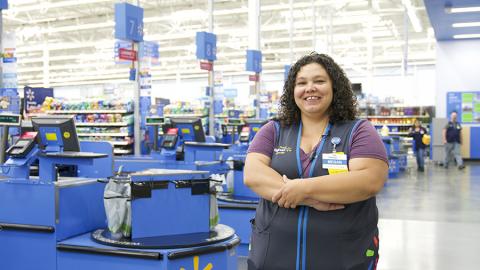 Walmart Experimenting With Higher Hourly Wage