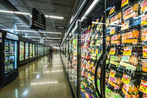 VIDEO: Giant Food's New Ground-Up Format Focuses on Fresh dairy