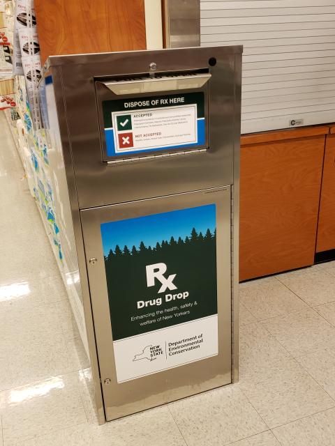 Grocers' Pharmacists Tackle the Opioid Crisis