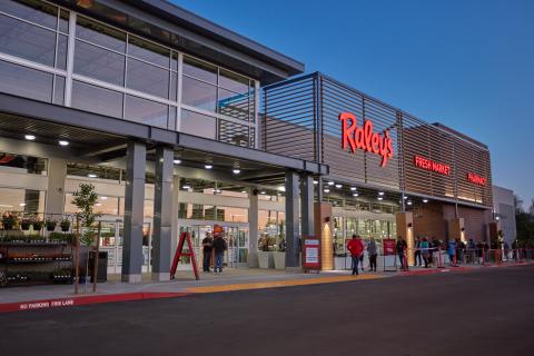 Raley's Opens Flagship Sacramento Store