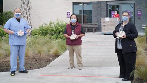 H-E-B Feeds the Frontlines