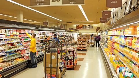 Stop & Shop Phases Out COVID-19 Pay