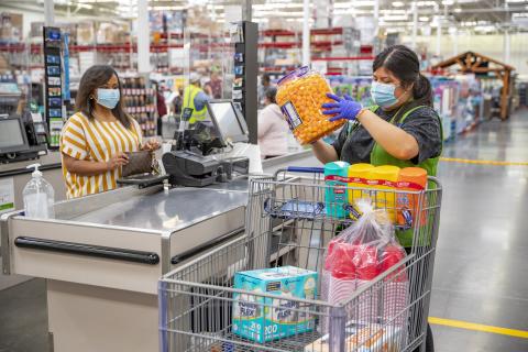 Walmart, Sam’s Club to Require Masks in Stores
