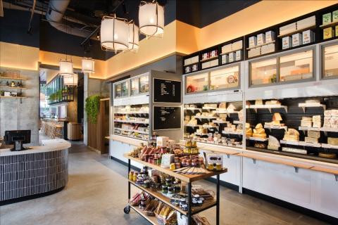 Murray’s Opens Latest Cheese Shop/Restaurant