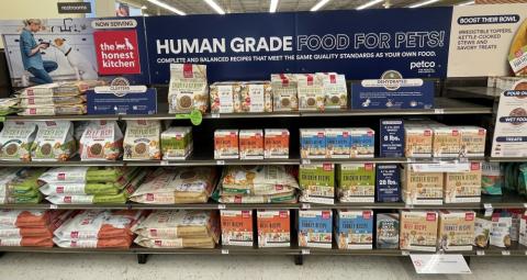3 Trends Driving Post-Pandemic Pet Category Growth