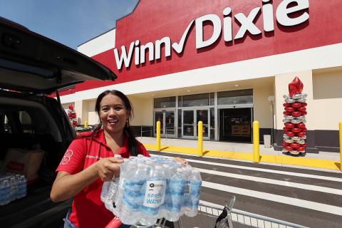 Southeastern Grocers Tells Shoppers Start Prepping Hurricane Kits Now