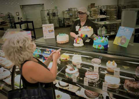Meijer Slices into Digital Market for Custom Cakes