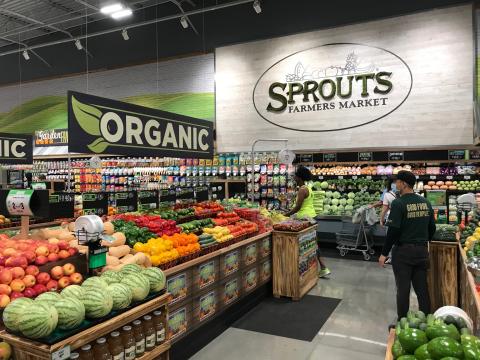 Sprouts Farmers Market Q3 Sales Dip, But CEO Optimistic About 2022 Rebound