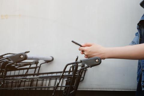 Digital shopper stock pic