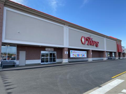 Tops Dunkirk Exterior Main Image