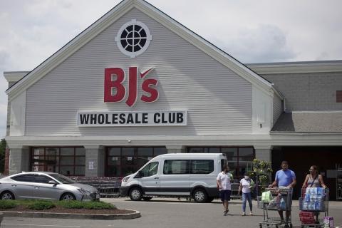 BJ's Exterior