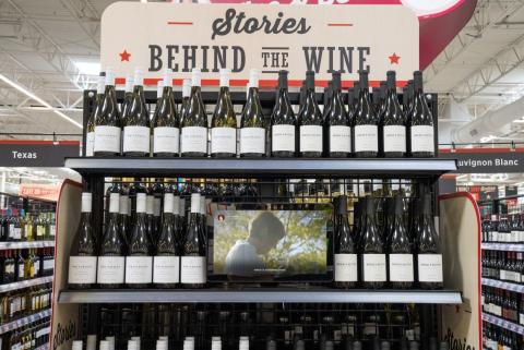 Looma Wine Display