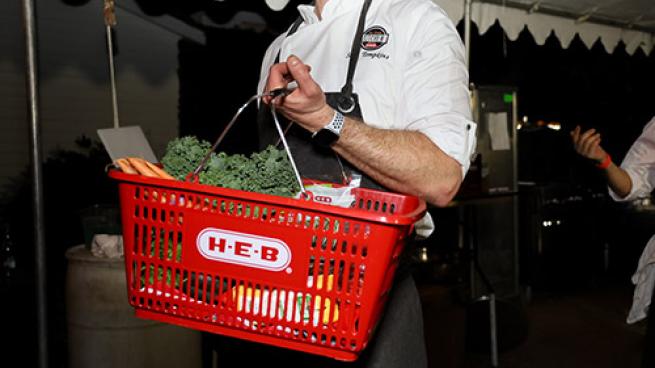 H-E-B and Stater Bros. offer consumers more time to shop