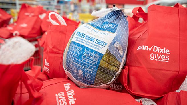 Southeastern Grocers Donating 8K Turkeys Winn-Dixie