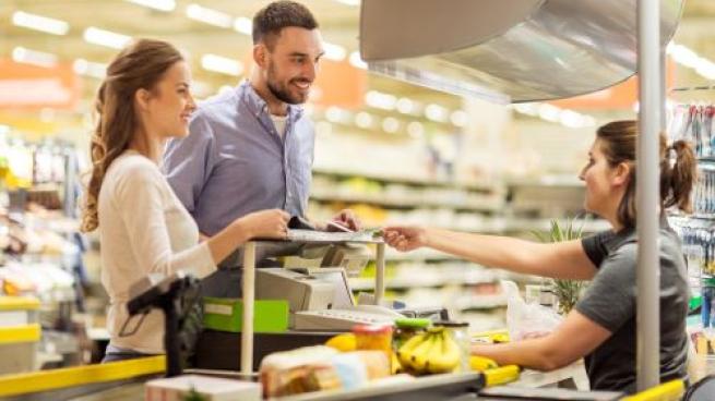 Schnucks Surprises Loyal Shoppers With $500K in Reward Points 