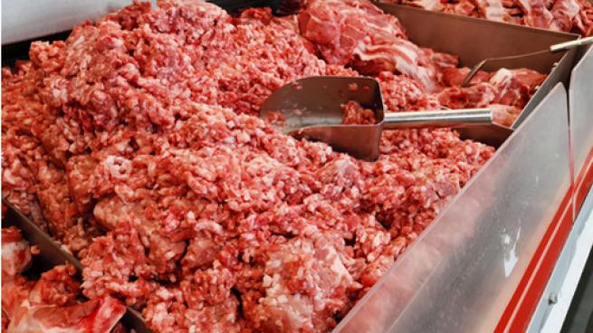 Oregon Grocer Sues Beef Processor for Allegedly Supplying Tainted Meat
