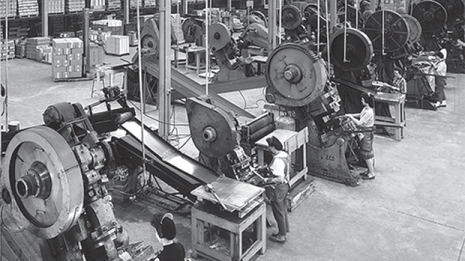 Celebrating 125 Years Of Aluminum Manufacturing: Portfolio of products enhances merchandising in-store D&W Fine Pack
