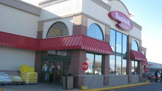 Strack & Van Til Store