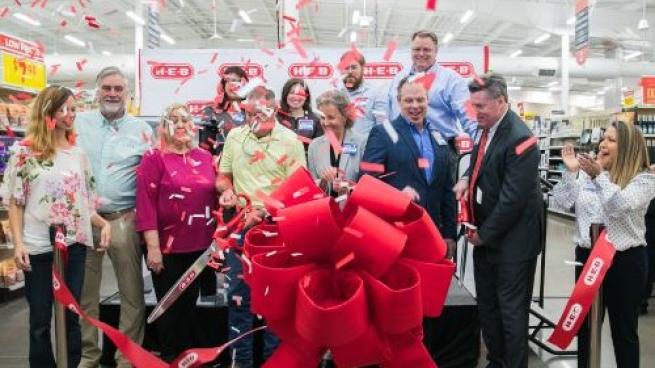 H-E-B Finally Unveils Renovated Central Texas Store | Progressive Grocer