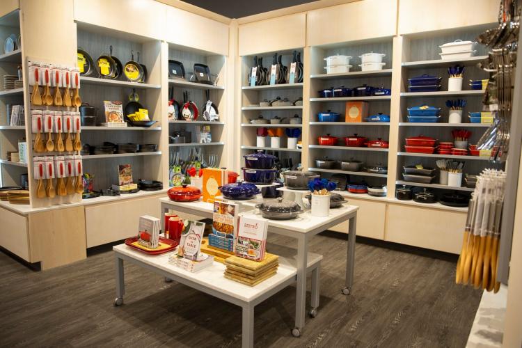 Independent Grocer Sendik's Opens Renovated Store