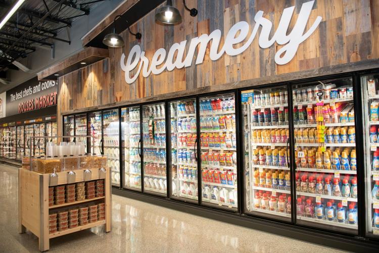 Rouses Market Debuts Collegiate-Themed Grocery