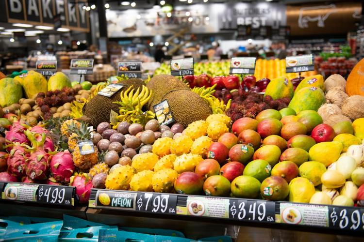 Rouses Market Debuts Collegiate-Themed Grocery
