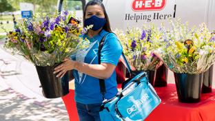 H-E-B, Others Celebrate National Nurses Week