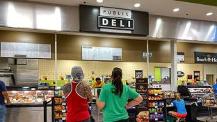 Publix Sued Over Employee’s COVID-19 Death Gerardo Gutierrez