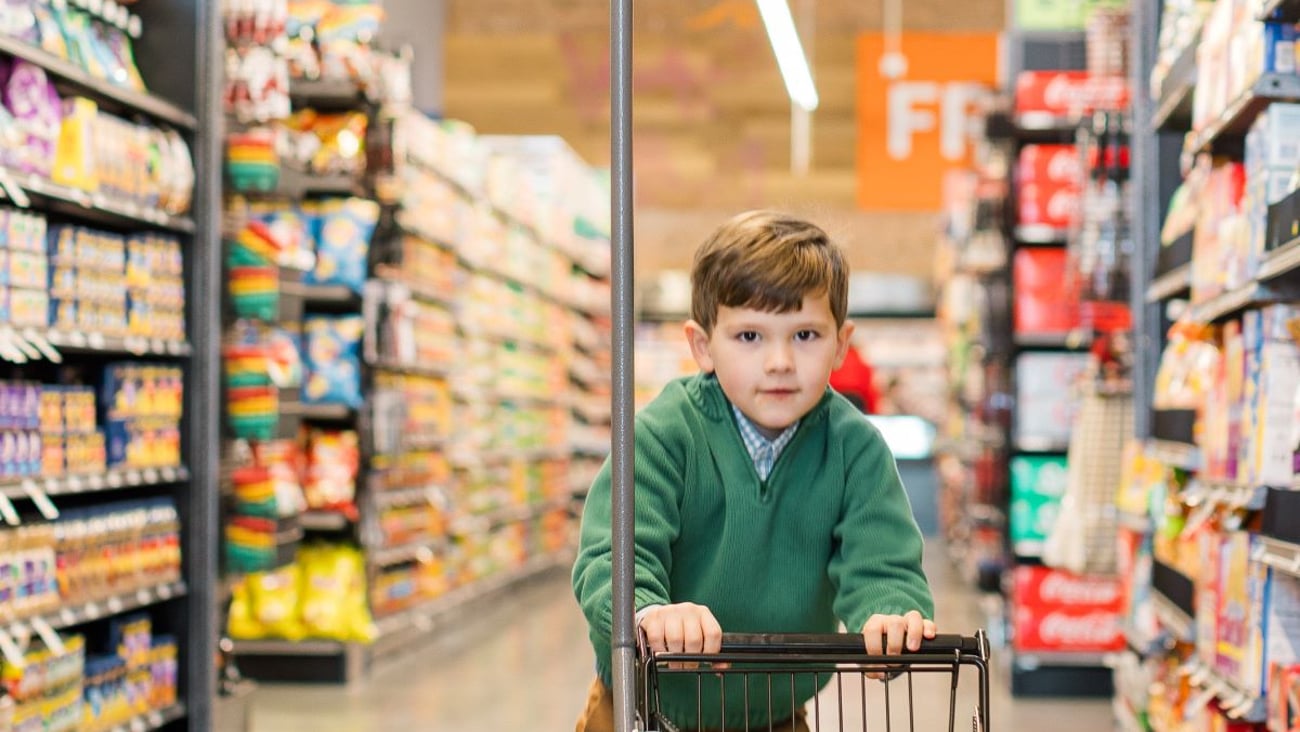 FreshTake young shopper