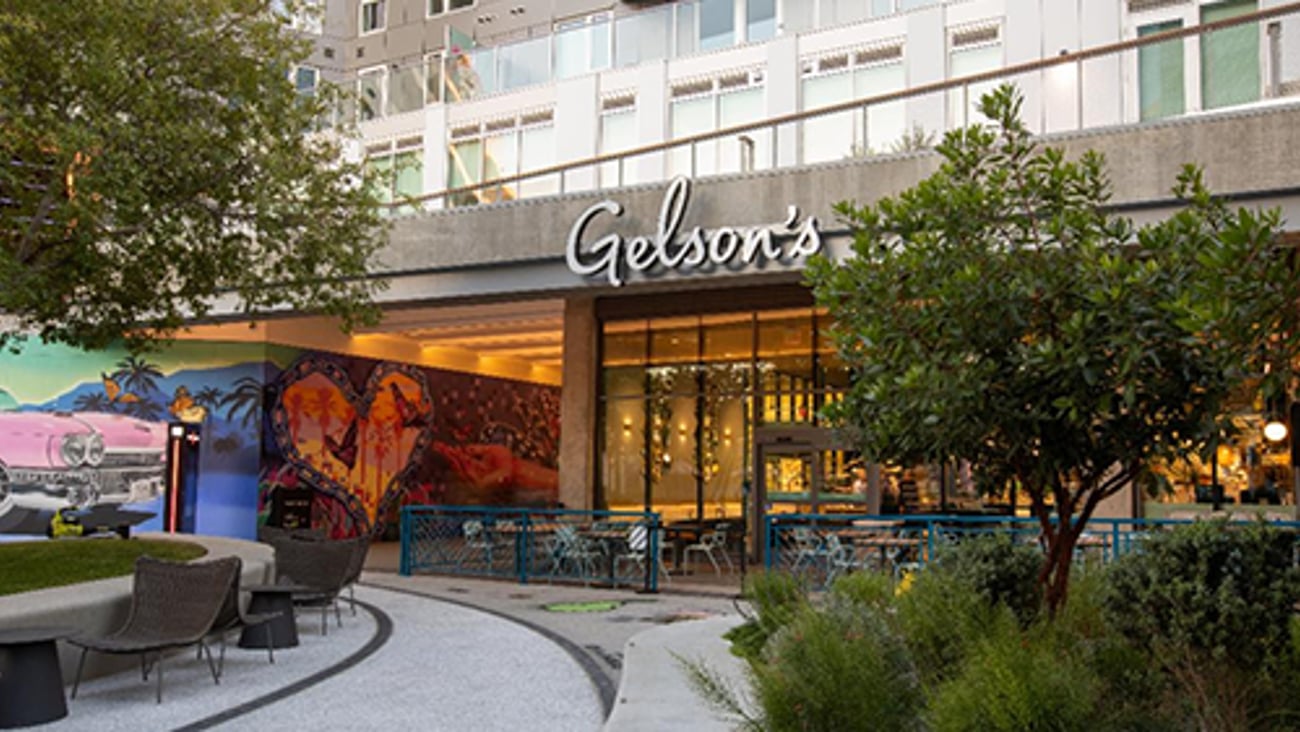 Gelson's Exterior Teaser
